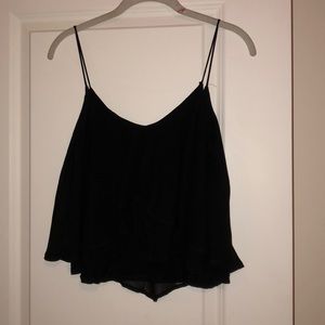 Cropped black flowy shirt
